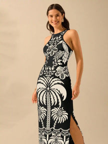 Vestido com Estampa Tropical