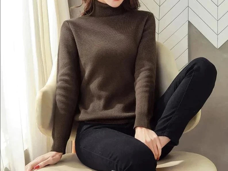 Suéter de Inverno Feminino com Gola Emily